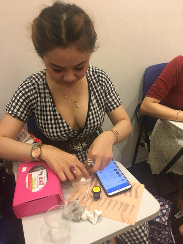 TUYỂN SINH KHÓA MỚI HỌC VIÊN PHUN XĂM THẨM MỸ 10/18