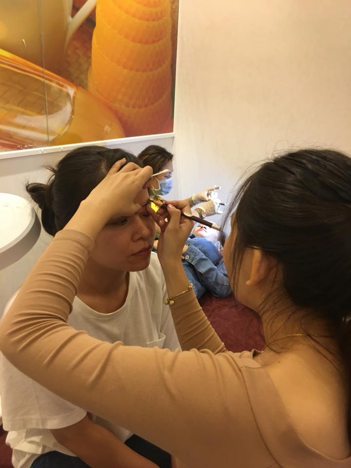 TUYỂN SINH KHÓA MỚI HỌC VIÊN PHUN XĂM THẨM MỸ 10/18